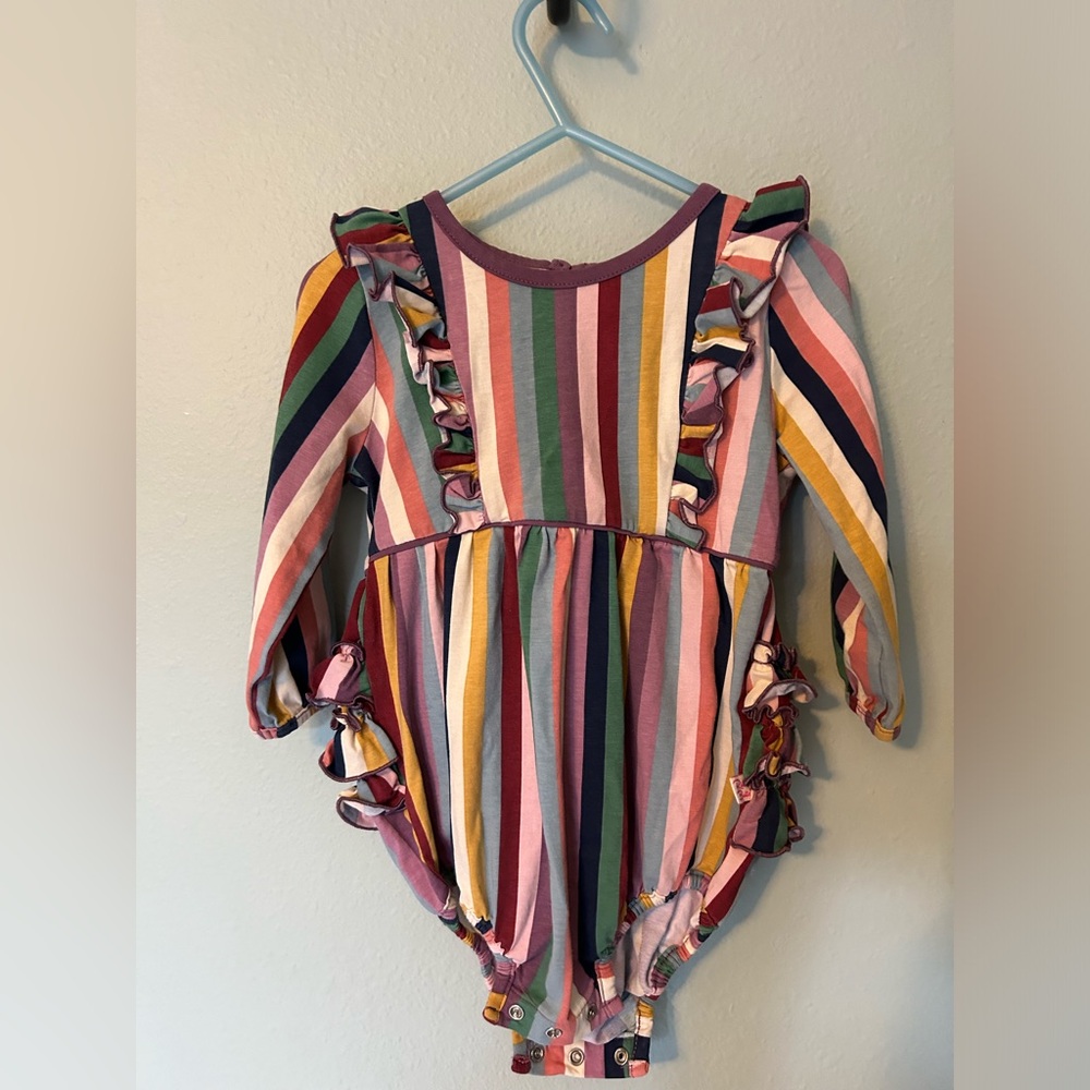 Ruffle Butts Enchanted Rainbow stripe romper. 12-18 month. EUC